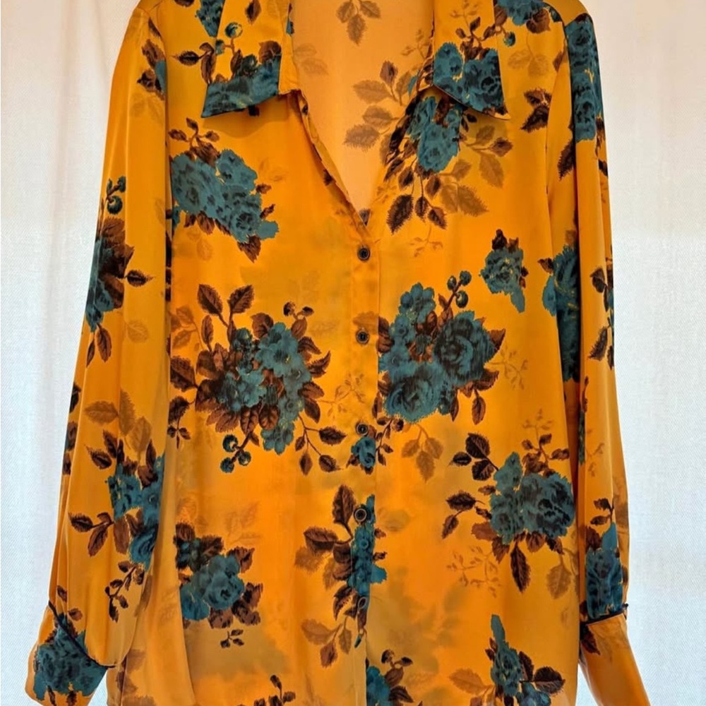 Floral Button-Up Women’s Top